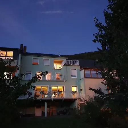 Moselkino Zell Mosel Semesterbostad